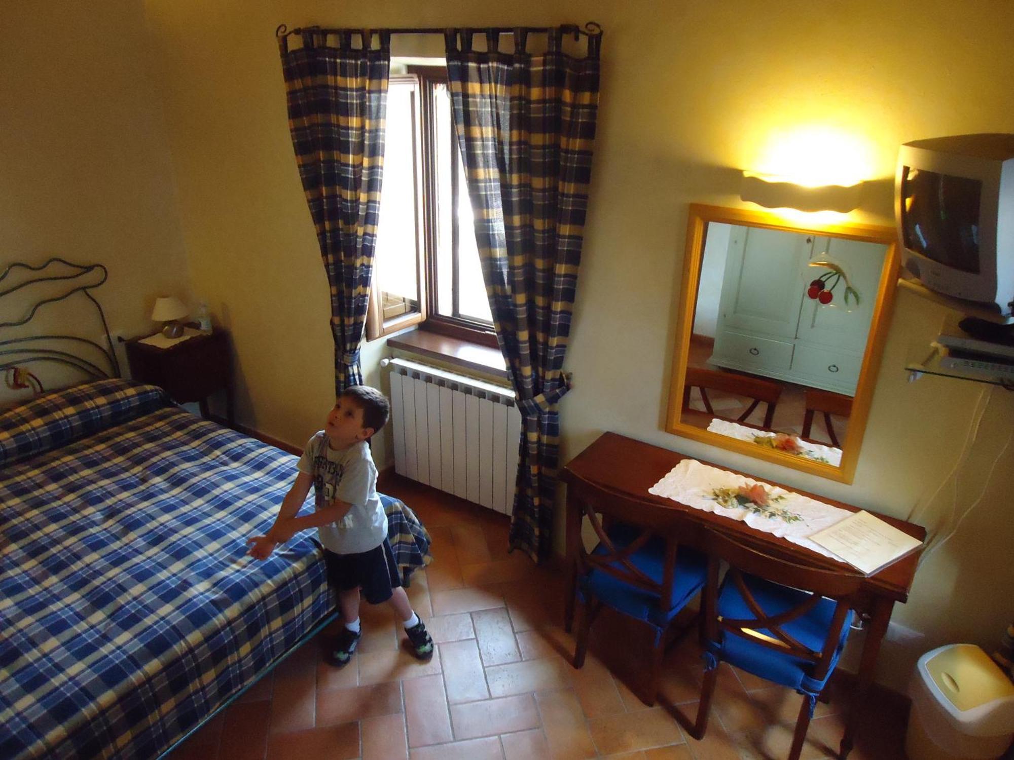 La Dimora Di D'Annunzio Bed & Breakfast Scanno Room photo