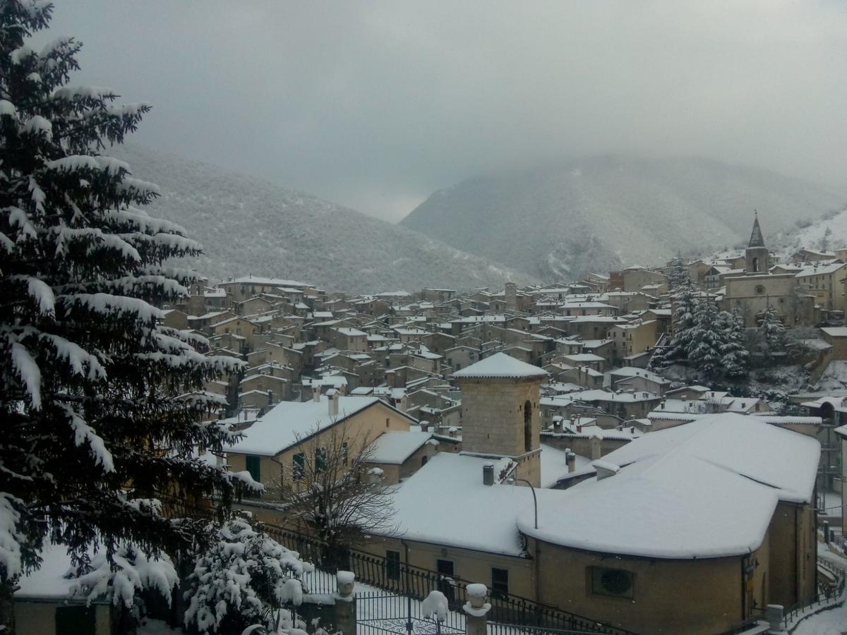 La Dimora Di D'Annunzio Bed & Breakfast Scanno Exterior photo